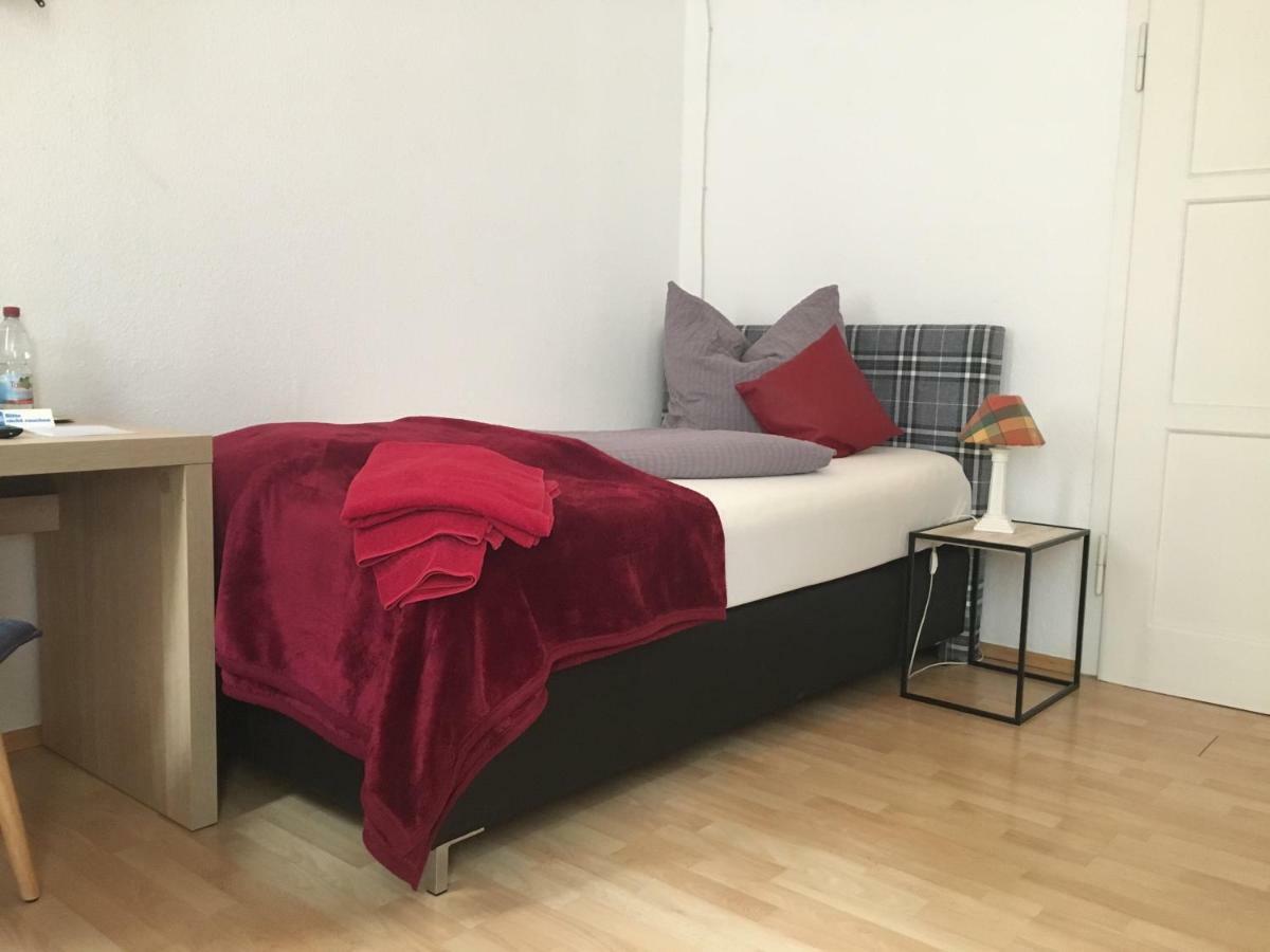 Hotel Lamm Stuttgart Waldenbuch Exteriör bild